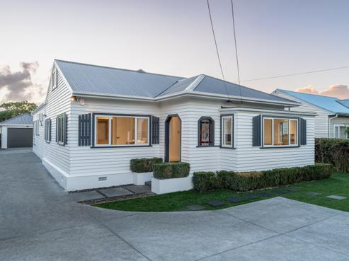 52 Renfrew Avenue, Sandringham