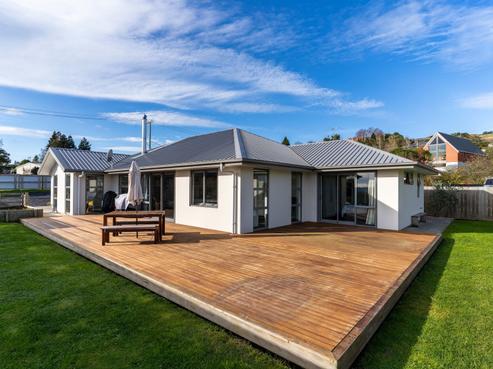 6 Nore Street, Waihola