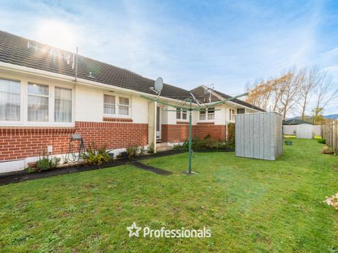 2/46 Pine Avenue, Upper Hutt