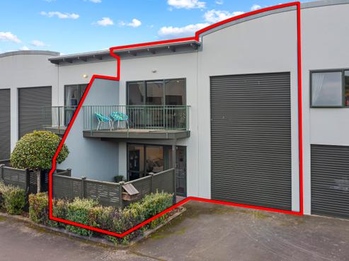2/6 Airborne Road, Rosedale
