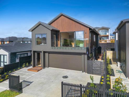 52 Matangi View Drive, Orewa
