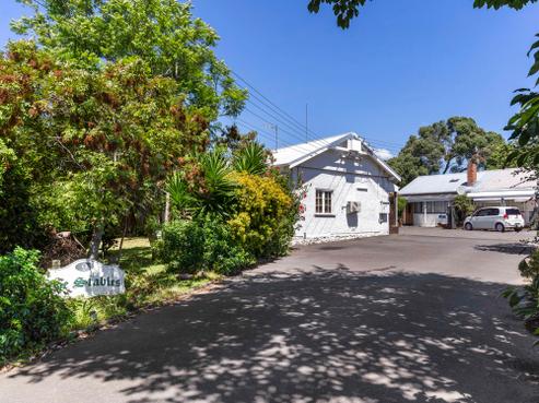 2/9 August Place, Greenlane