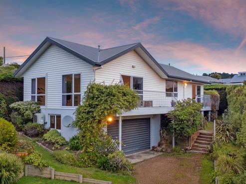 90 Marine Drive, Diamond Harbour