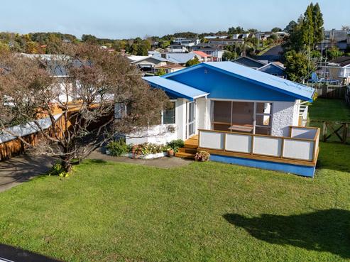 14 Fiona Place, Dinsdale