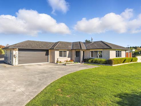 51 Garth Road, Levin