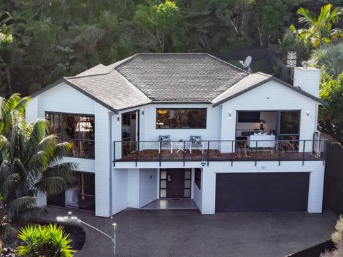 24 Schopolo Place, Schnapper Rock