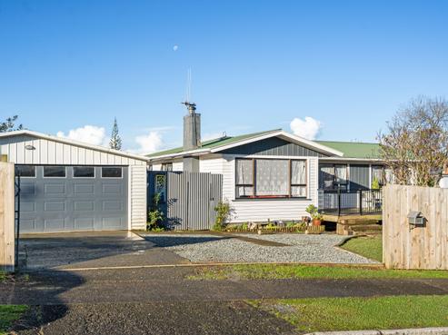 22 Manapouri Street, Tikipunga