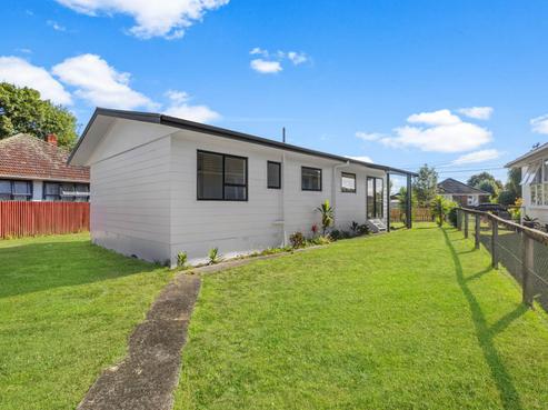 19 Natalie Place, Otara