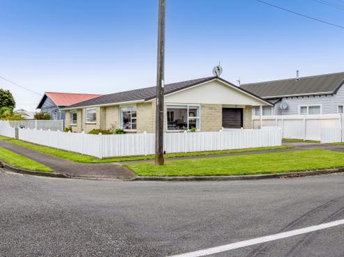 11 Furlong Street, Hawera