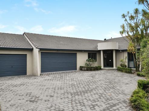 75 Harrowfield Drive, Harrowfield