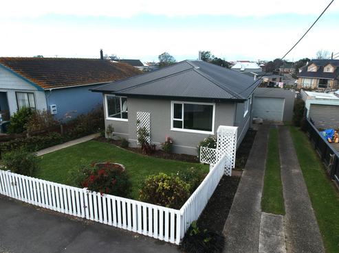 27 Clyde Street, Oamaru