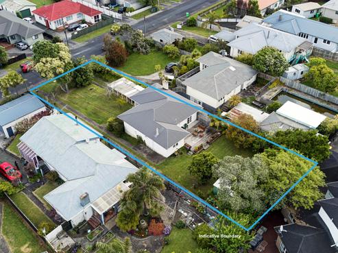 8 Coniston Avenue, Te Atatu South