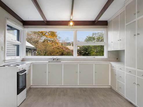 18 Sandwich Road, Beckenham