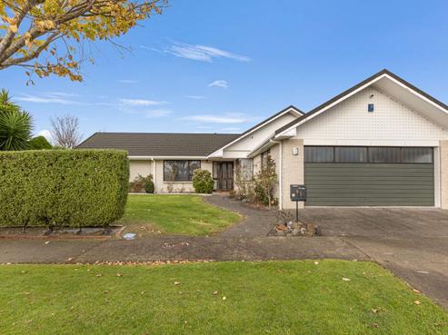 95 John F Kennedy Drive, Milson