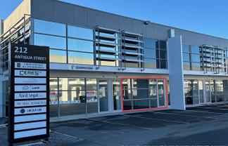 Near Metro Sports Facility and Hospital   