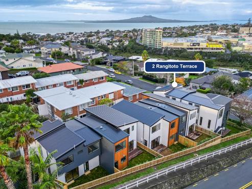 2C Rangitoto Terrace, Milford