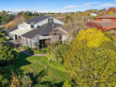 64 Karina Road, Merrilands