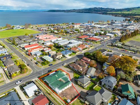 1/130 Heuheu Street, Taupo