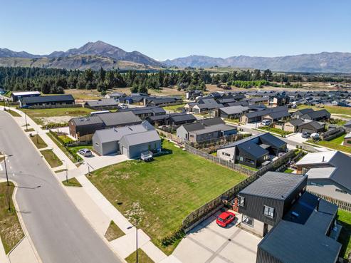 16 Riverslea Road, Wanaka