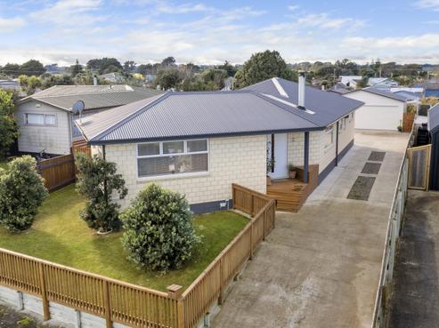 98 Matai Street, Castlecliff