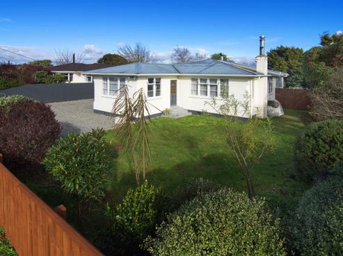 14 Diamond Street, Carterton