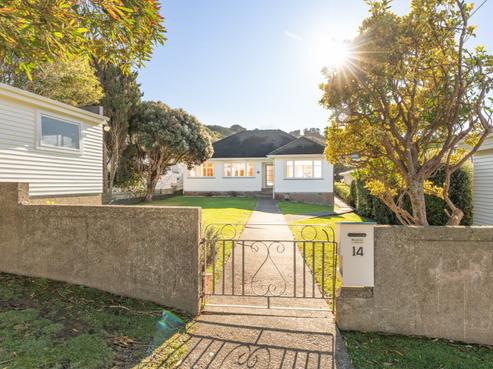 14 Manuka Street, Miramar