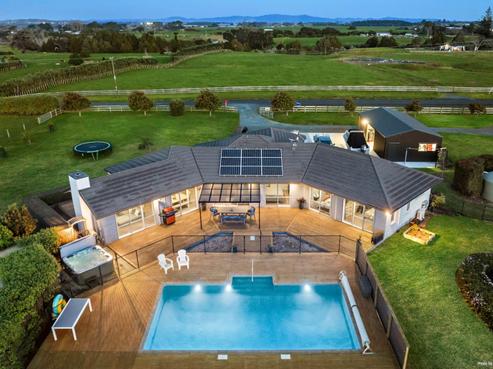 136 Parakau Road, Pollok