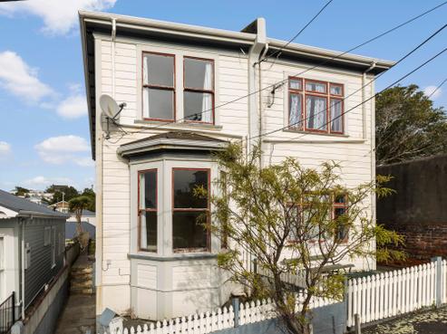 33 Colombo Street, Newtown