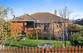 32 Panmure Avenue, Calton Hill