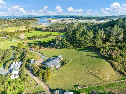 75 Old Parua Bay Road, Parahaki