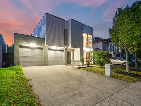 6 Phar Lap Crescent, Takanini
