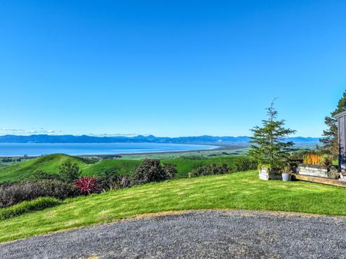 149C Rataroa Road, Miranda