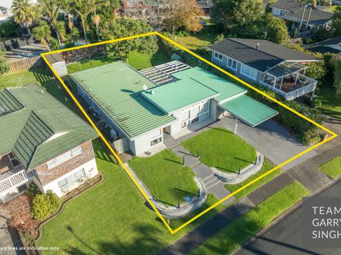 14 Barnhill Crescent, Pahurehure