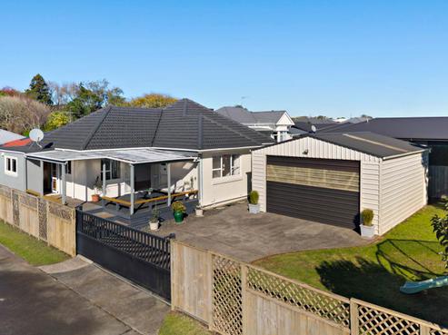 230 Victoria Street West, Pukekohe