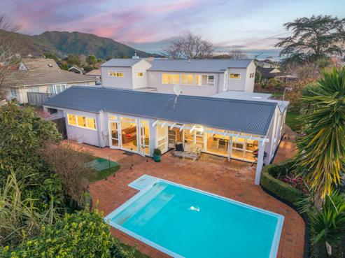 5 Saint Columbans Grove, Boulcott