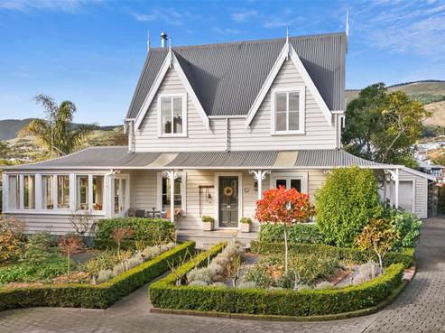 8 Hunter Avenue, Richmond