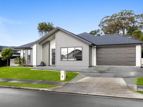 61 Symes Drive, Red Beach