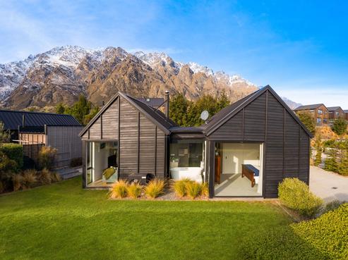 2 Kotuku Lane, Jacks Point