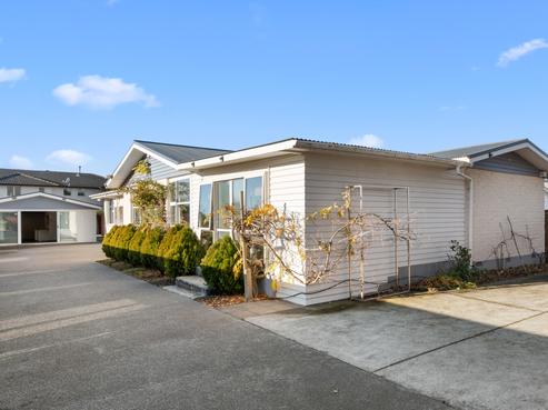 424 Memorial Avenue, Burnside