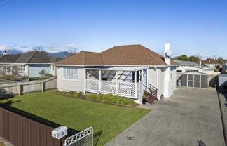 12 Saint Annes Street, Levin