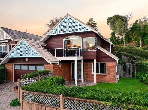 68 Memorial Drive, Hamilton East