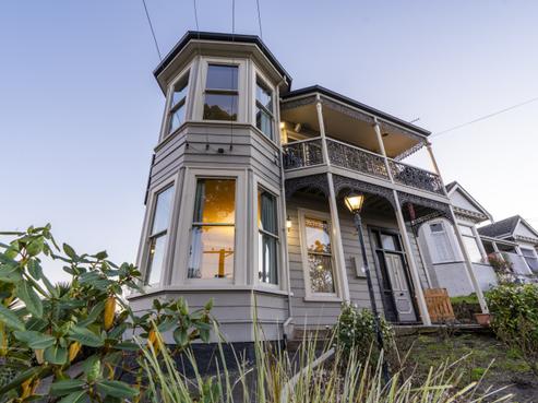 101 Eglinton Road, Mornington