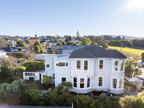 101 Eglinton Road, Mornington