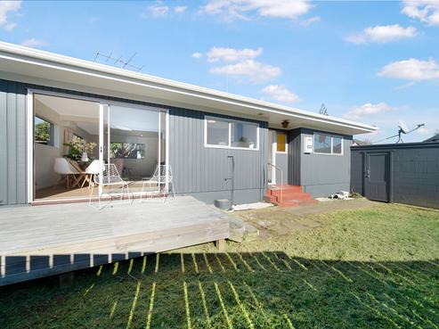 3/1A Amberley Avenue, Te Atatu South