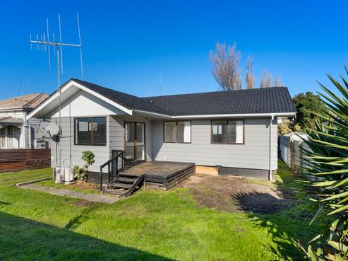 201 Puriri Street, Castlecliff