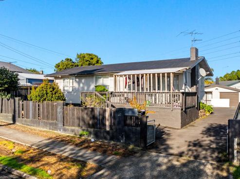 43 Sandbrook Avenue, Otara