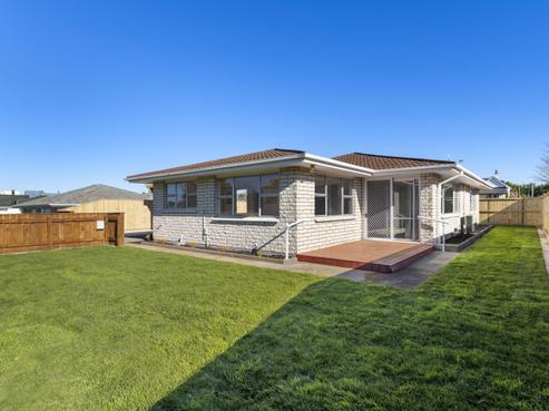 21 Orlando Street, Stratford