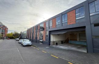 CENTRAL OFFICE / WORKSPACE
