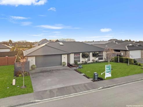 42 Charlesworth Drive, Allenton