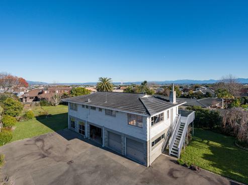 2 Balmoral Place, Stoke